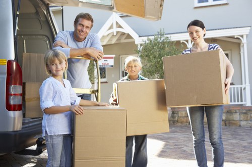 Careful packing and transport support for a Kingscross house or flat removal