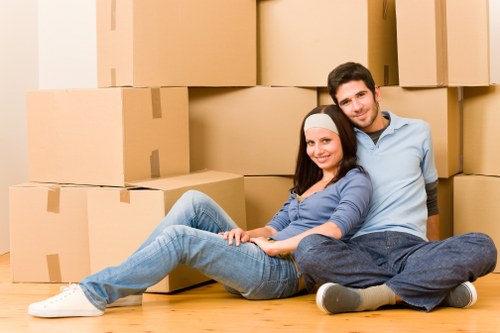 Careful loading of student belongings near a Kingscross property